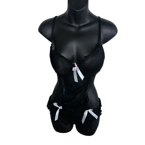 Vintage Beautiful Y2K 2000s deadstock black Lacey with with adjustable straps an - Picture 3 of 8